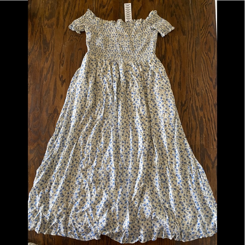 NWT $89 URBAN OUTFITTERS size M floral dress